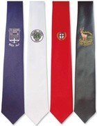 Zur Kategorie "Krawatten & Ärmelabzeichen"